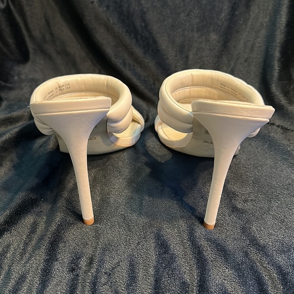 Cream Color Heels - Picture 4 of 5